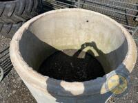 Richard Thompson, Aghadowey Farm Dispersal Sale - Approx 4ft concrete ring - 2