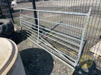 Richard Thompson, Aghadowey Farm Dispersal Sale - 10ft slight damage sheep gate
