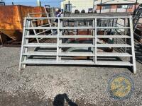 Richard Thompson, Aghadowey Farm Dispersal Sale - 4x 10ft cattle hurdles - 2