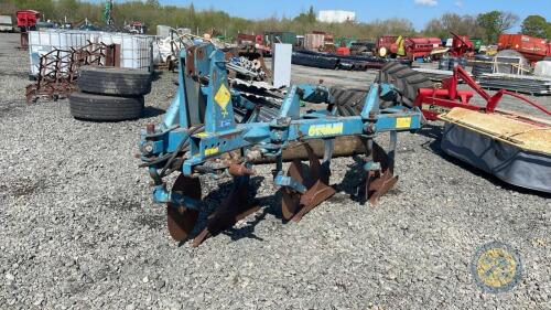 Overum 3 furrow plough spring release
