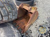 JCB 2 ft bucket - 2