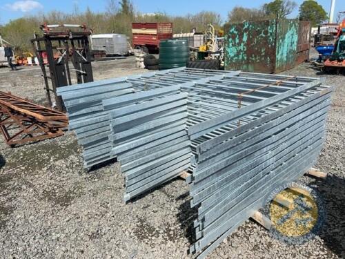 30 Estate railings