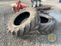 2 tyres 540/65R30