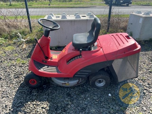Honda Ride on Lawnmower 1211