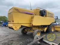 Richard Thompson, Aghadowey Farm Dispersal Sale - New Holland TX62 Combine 1997 - 9