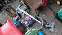 Dyson vaccum