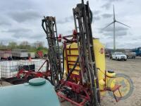 1200L Hardi sprayer with 15m galvanised hydraulic vertical folding booms electric controls, induction tank low drift red nozzles - 5