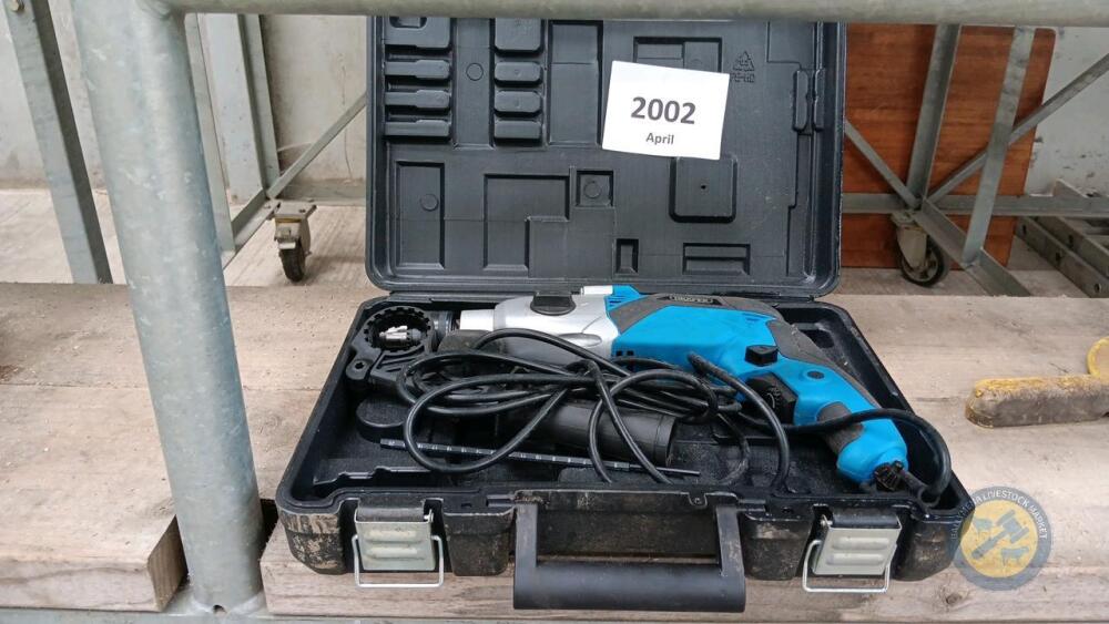 Richard Thompson, Aghadowey Farm Dispersal Sale - Draper electric drill