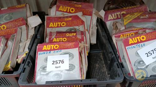 Tray of 6x clutches for vintage cars