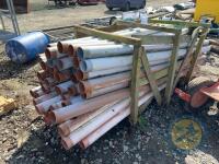 Approx 70x lengths of 4' piping