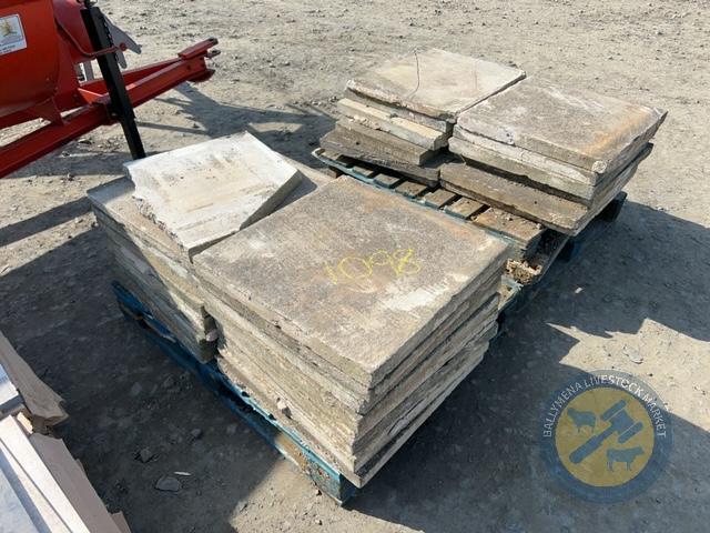 2x pallets of 2ft flags
