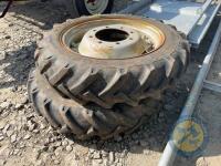 2x front crop wheels 8.3/24