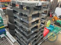 Lot of plastic pallets