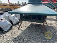 Plastic lamb creep feeder - 2