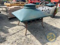 Plastic lamb creep feeder - 3