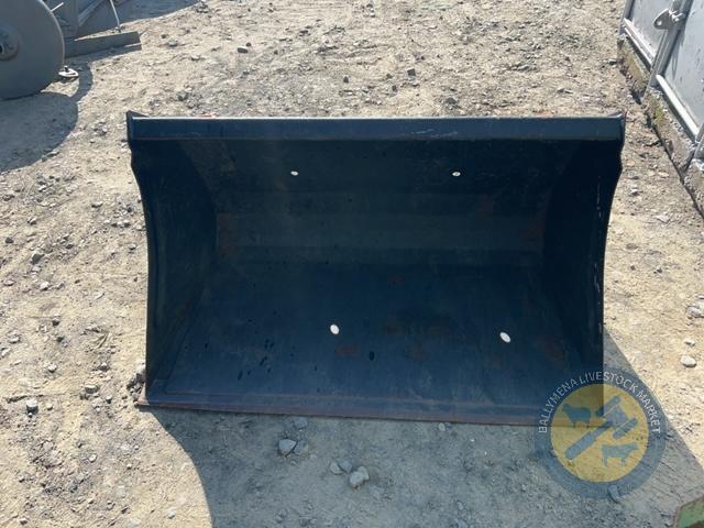 Euro bracket front bucket