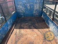 Builders trailer with mesh sides - 4