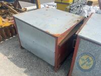 4ft lamb creep feeder - 4