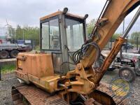 Case 5tn digger - 10