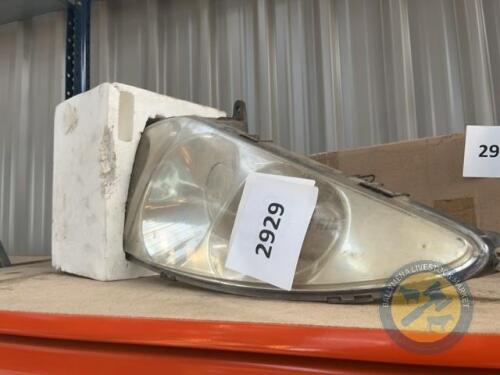 Tractor head light