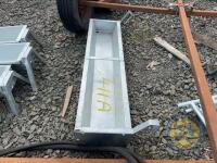 Hang on sheep trough 4ft