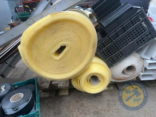 3x rolls of underlay