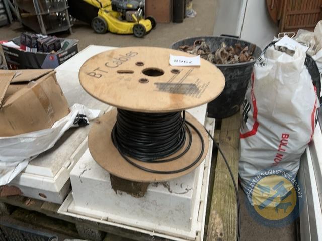 Flooring straps & BT cable