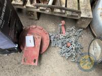 Door pulley & chain