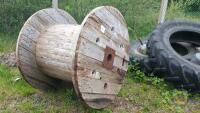 2 wooden cable reels - 2