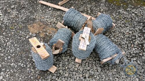 6x rolls of barbed wire