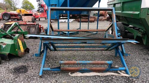 Blue hopper & box tipper