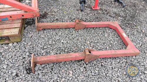 MF Fold down bar to suit 35 or 135
