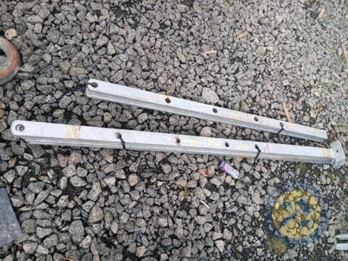 10 galvanised estate rail posts