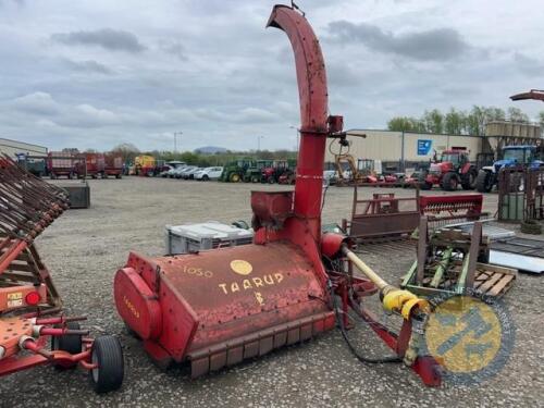Taarup double chop harvester with shaft