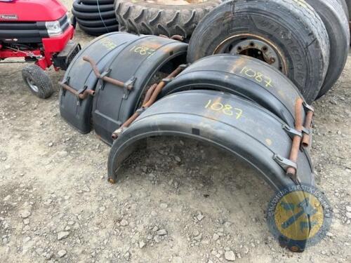 4x super single mudguards for trailer