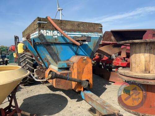 Malgar 1350 dungspreader