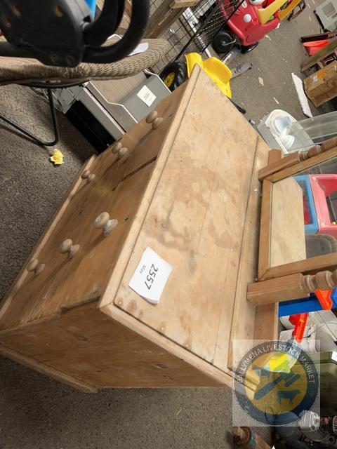 Pine dresser