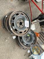 4x 15 inch rims - 2