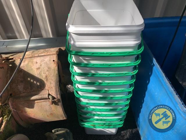 12x square buckets