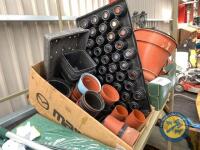 2x box lots of garden pots