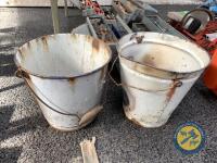 2x enamel buckets - 2