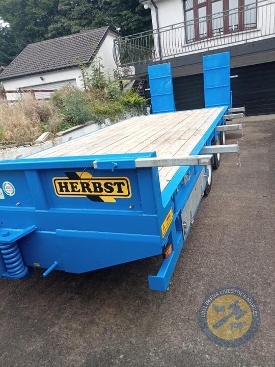 Reduction Sale - 2023 (27 Ton )Herbst triaxle low loader,New Holland ...