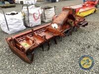 Kuhn 3002 3m power ahrrow with shaft, levelling bar & toothed packer roller, Genuine machine, tines 80%, nice running Harrow, only done 15 acres per year for last 12 years - 5