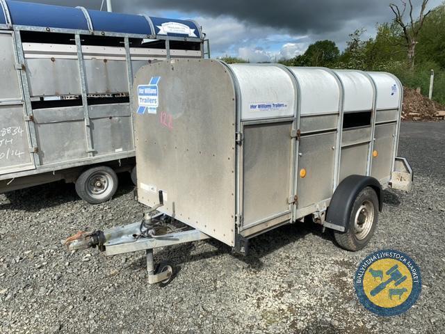 8x4ft Ifor williams sheep trailer