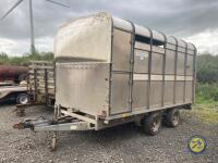 Ifor Williams cattle trailer 12x6 lights working, removable canopy, dividing gate & spare wheel - 2