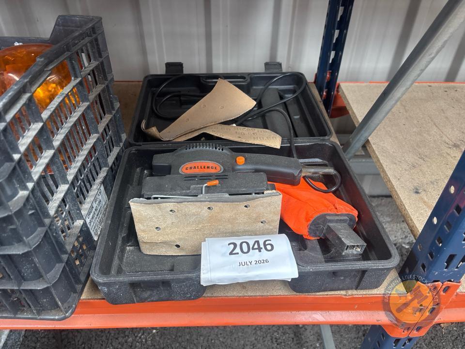 Sander with pads