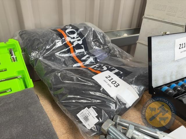 Portwest XXL coat