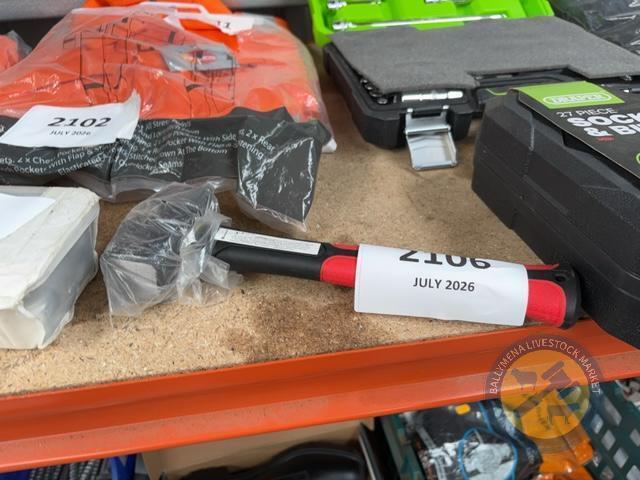 Red heavy hammer