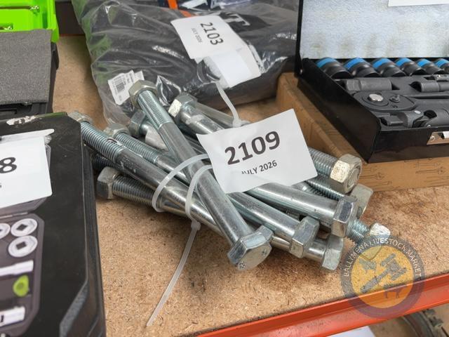 M20 nuts & bolts