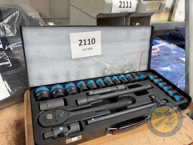 24 piece 1/2 drive socket set